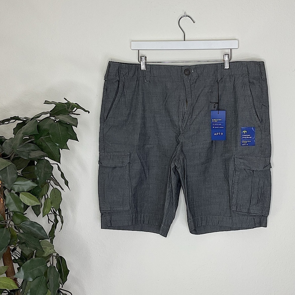 MEN NWT APT 9 Shorts
